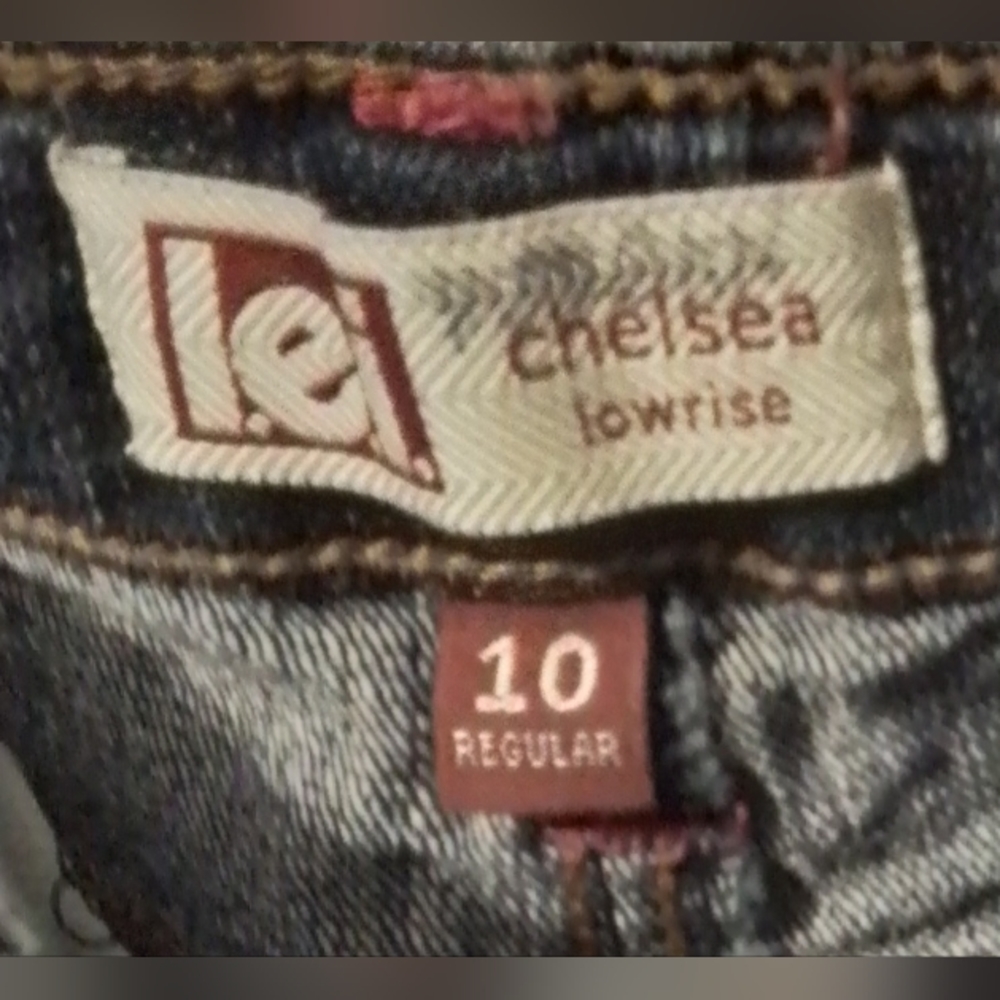 Capri Jeans - Picture 3 of 3